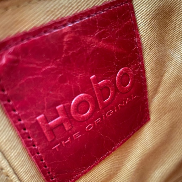 HOBO leather tote - in pristine condition - Picture 2 of 6